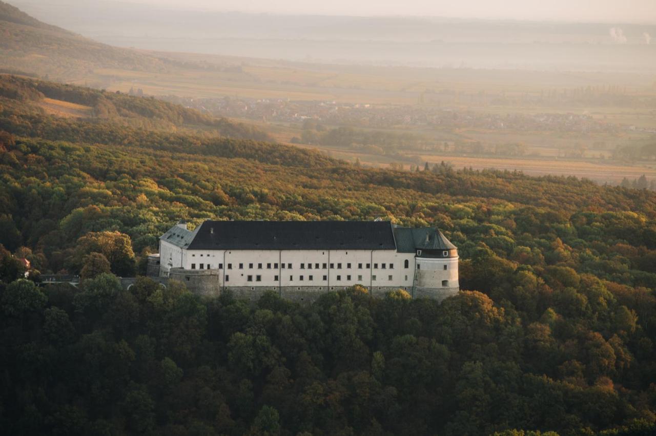 Krone Svätý Jur 外观 照片