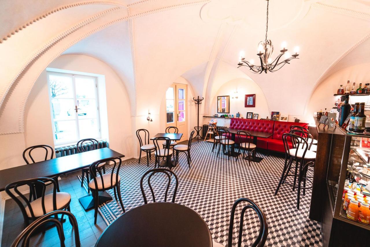 Krone Svätý Jur 外观 照片